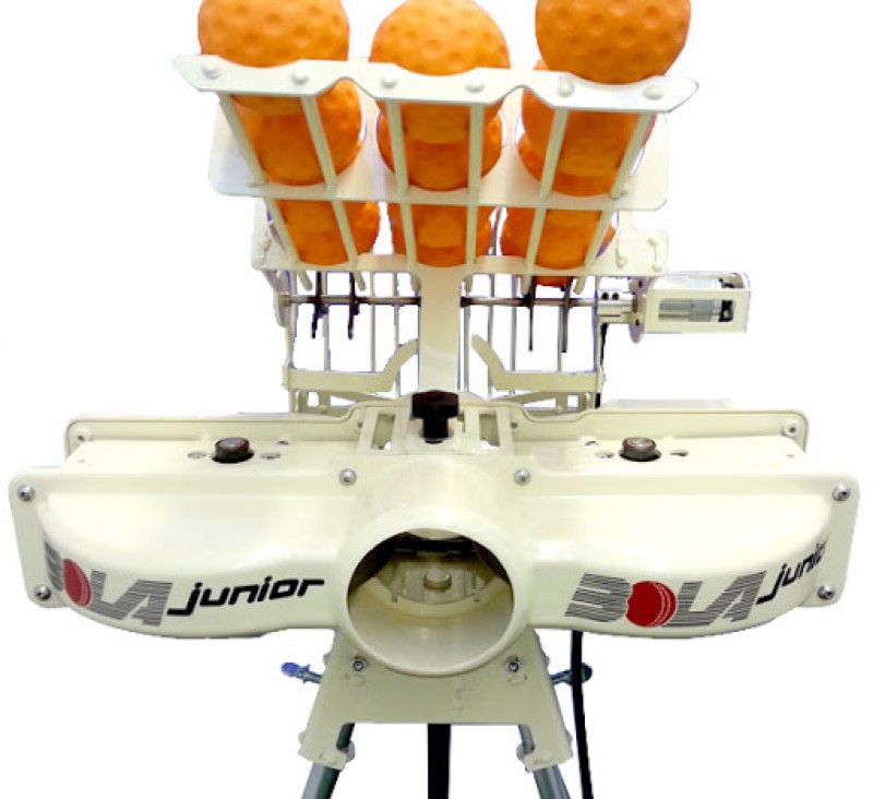 Bola Junior Cricket Bowling Machine