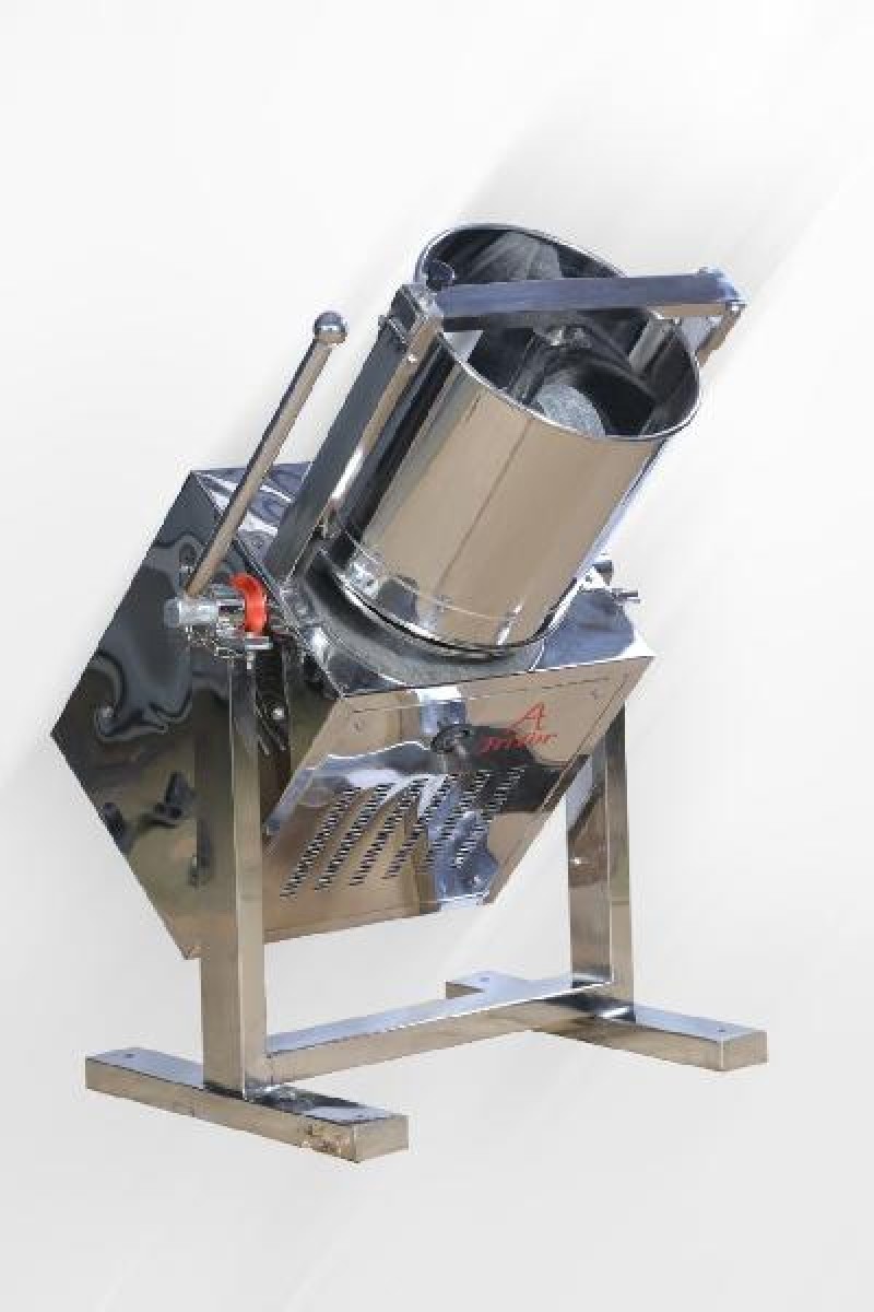 Wet Grinder Tilting Type 10ltrs Capacity, 1HP Motor