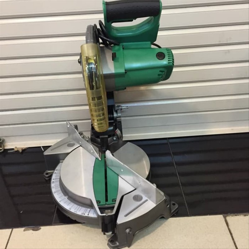 Hitachi (Hikoki) C10FCE2 Compound Saw 250 Mm 1520 W