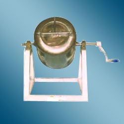 BUTTER CHURNER HAND OPERATED , 60 LTRS